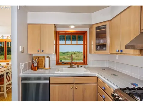 1106 168th Place Long Beach WA 98631