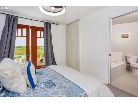 1106 168th Place Long Beach WA 98631