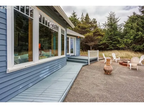 1106 168th Place Long Beach WA 98631