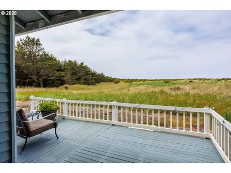 1106 168th Place Long Beach WA 98631