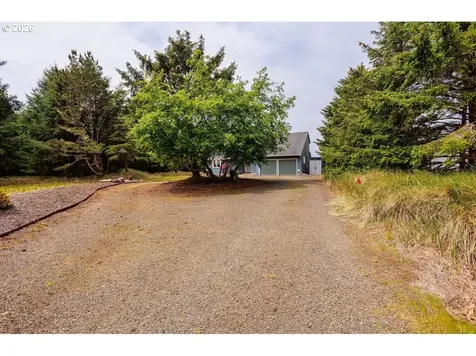 1106 168th Place Long Beach WA 98631