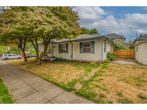 746 NE Stafford Street Portland OR 97211