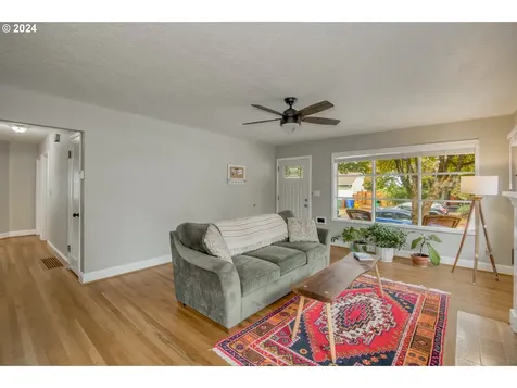 746 NE Stafford Street Portland OR 97211