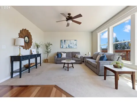10884 Se Lenore Street Happy Valley OR 97086