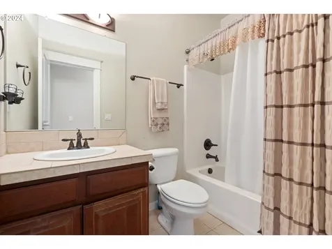 10884 Se Lenore Street Happy Valley OR 97086