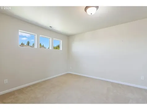 10884 Se Lenore Street Happy Valley OR 97086