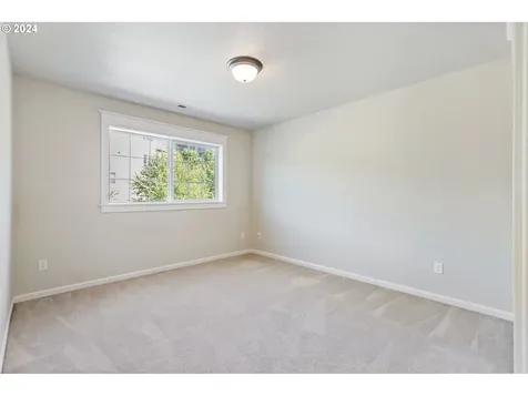 10884 Se Lenore Street Happy Valley OR 97086