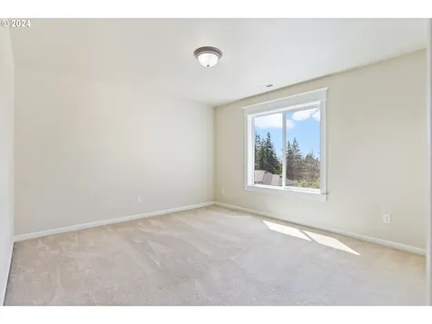 10884 Se Lenore Street Happy Valley OR 97086