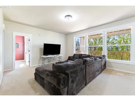 10884 Se Lenore Street Happy Valley OR 97086
