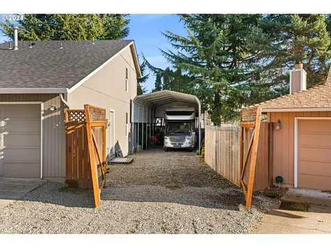 13110 SW Del Mar Court Beaverton OR 97008