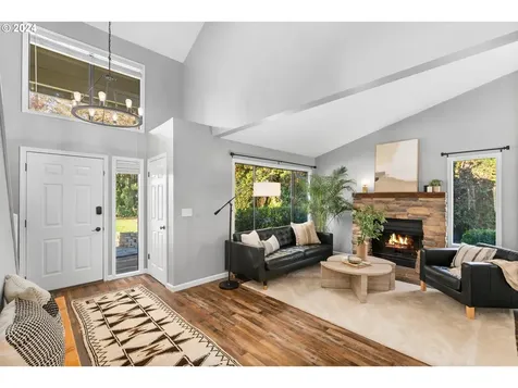 13110 SW Del Mar Court Beaverton OR 97008