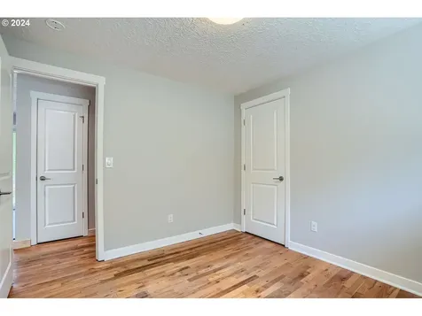 12818 Ne 83rd Street Vancouver WA 98682