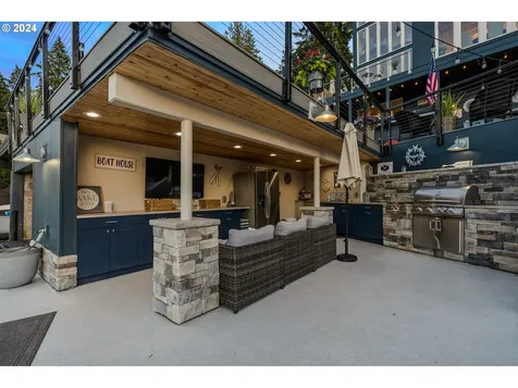 1551 Lake Front Road Lake Oswego OR 97034