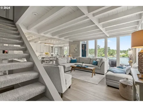 1551 Lake Front Road Lake Oswego OR 97034