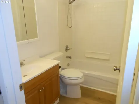 4701 Sw Martha Street Portland OR 97221