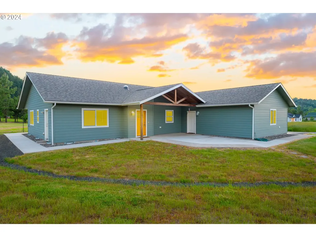 451 Evelyn Street Roseburg OR 97471