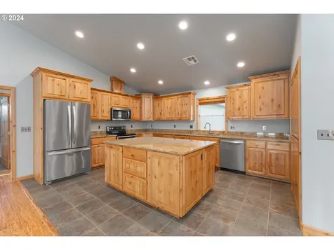 451 Evelyn Street Roseburg OR 97471
