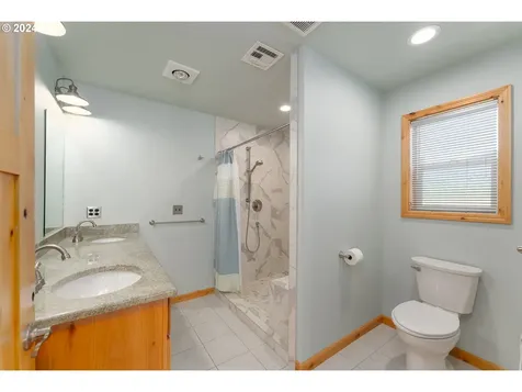 451 Evelyn Street Roseburg OR 97471