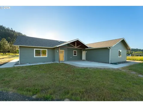 451 Evelyn Street Roseburg OR 97471