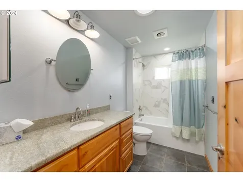 451 Evelyn Street Roseburg OR 97471