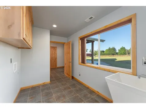 451 Evelyn Street Roseburg OR 97471