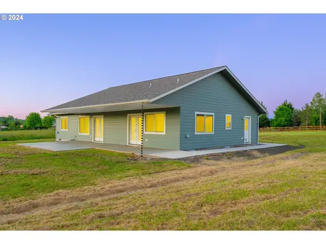 451 Evelyn Street Roseburg OR 97471