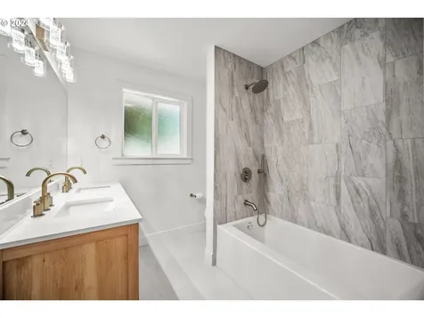 516 Nw 87th Street Vancouver WA 98665