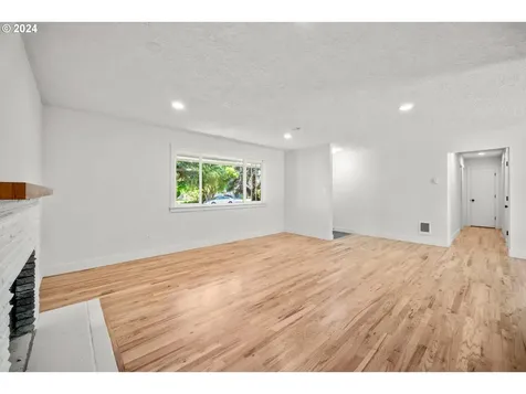 516 Nw 87th Street Vancouver WA 98665