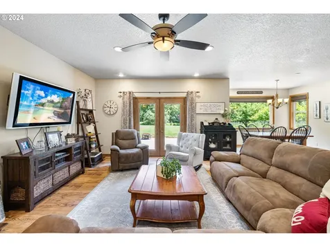 12727 S Casto Road Oregon City OR 97045