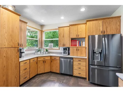 12727 S Casto Road Oregon City OR 97045