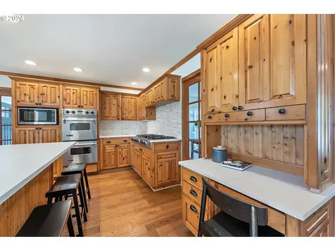 28727 SW Grahams Ferry Road Wilsonville OR 97070