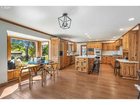 28727 SW Grahams Ferry Road Wilsonville OR 97070