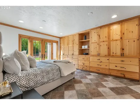 28727 SW Grahams Ferry Road Wilsonville OR 97070