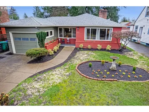 7526 Se Holgate Boulevard Portland OR 97206