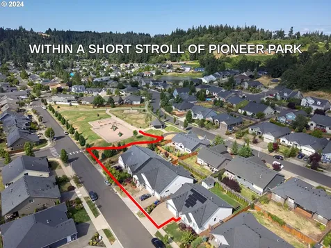 1457 Meadow Avenue Silverton OR 97381