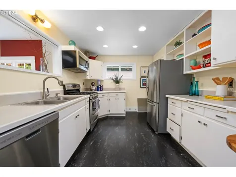 721 Exchange Street Astoria OR 97103