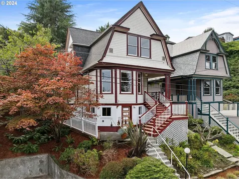 721 Exchange Street Astoria OR 97103