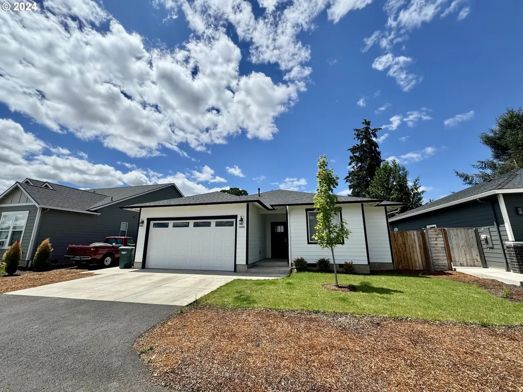 1406 Natalie Court Monmouth OR 97361