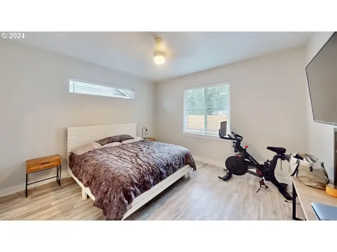 1406 Natalie Court Monmouth OR 97361