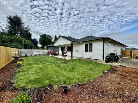 1406 Natalie Court Monmouth OR 97361