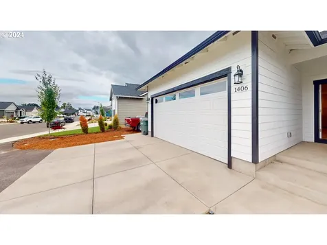 1406 Natalie Court Monmouth OR 97361