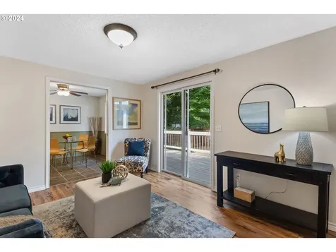7137 Sw Delaware Street Tualatin OR 97062