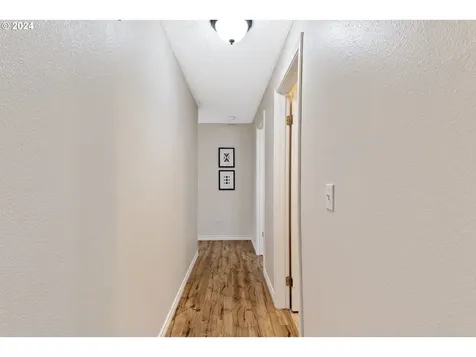 7137 Sw Delaware Street Tualatin OR 97062