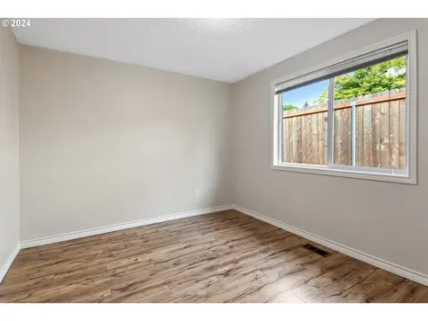 7137 Sw Delaware Street Tualatin OR 97062