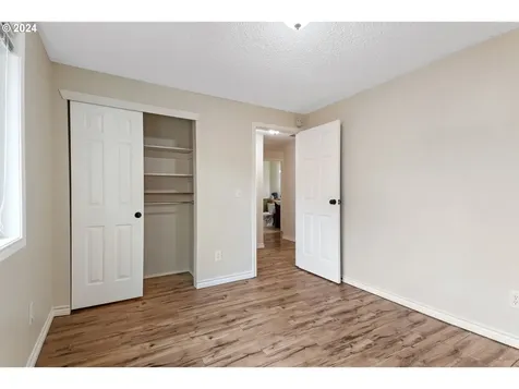 7137 Sw Delaware Street Tualatin OR 97062