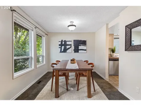7137 Sw Delaware Street Tualatin OR 97062