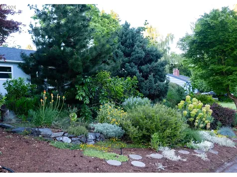 12735 Sw Edgewood Street Portland OR 97225