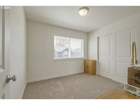53 N 35th Terrace Cornelius OR 97124