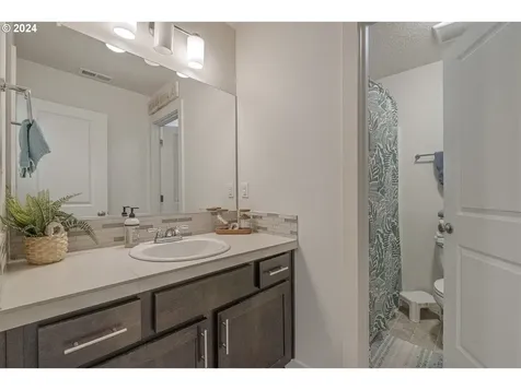 53 N 35th Terrace Cornelius OR 97124
