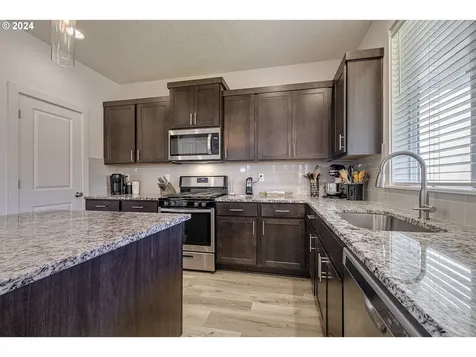 53 N 35th Terrace Cornelius OR 97124